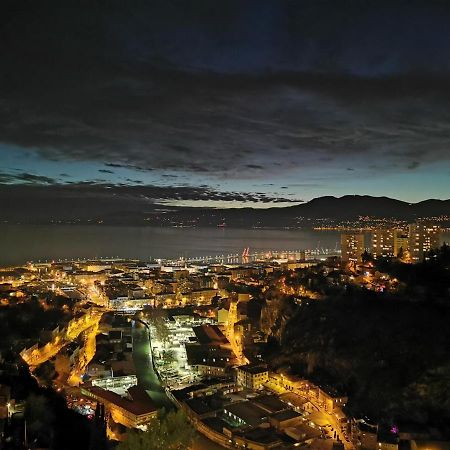 Apartment Belvedere With Seaview Rijeka Eksteriør billede