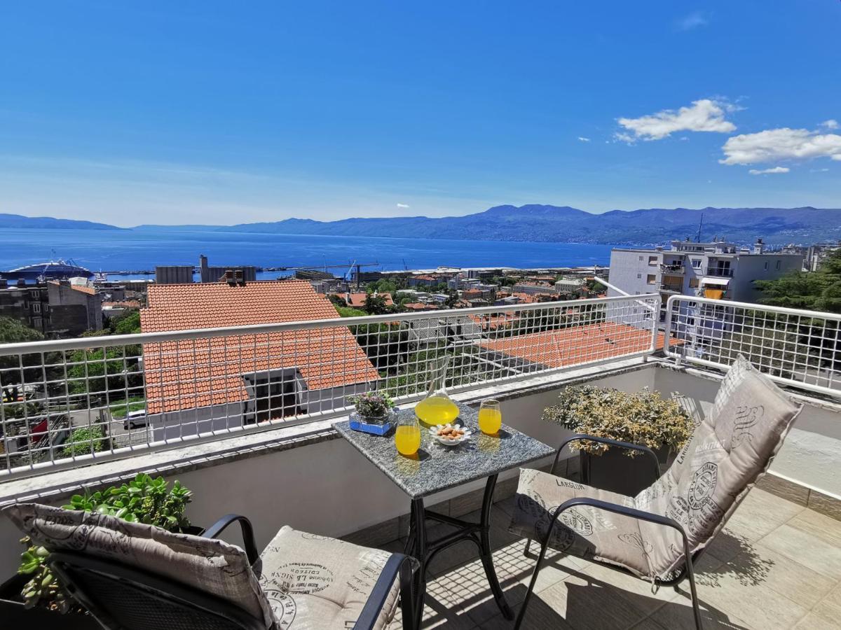 Apartment Belvedere With Seaview Rijeka Eksteriør billede